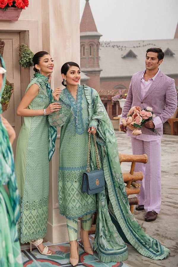 3 Pcs Chickenkari Embroidered Suit | MUSHQ